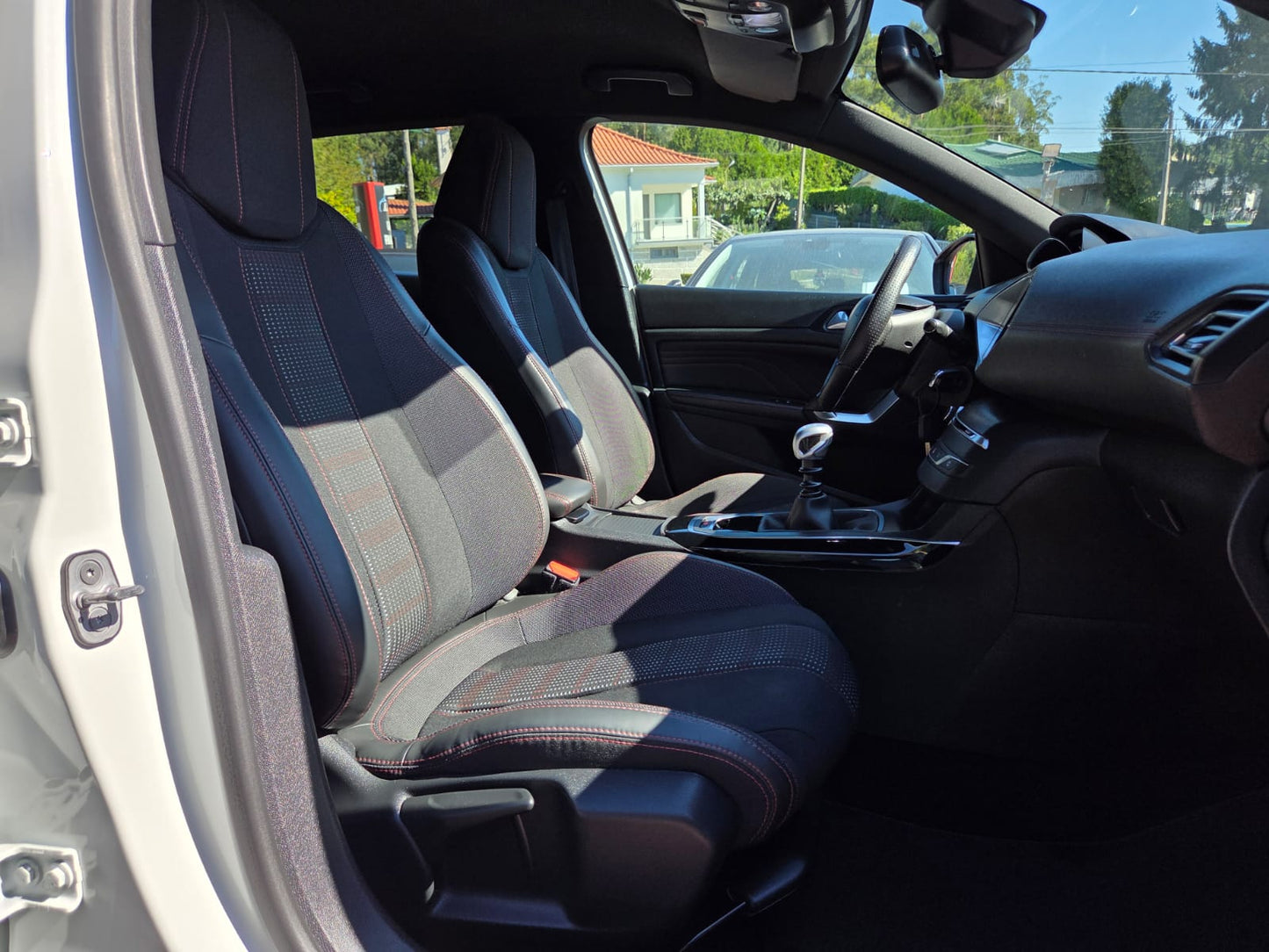 Peugeot 308 GT LINE