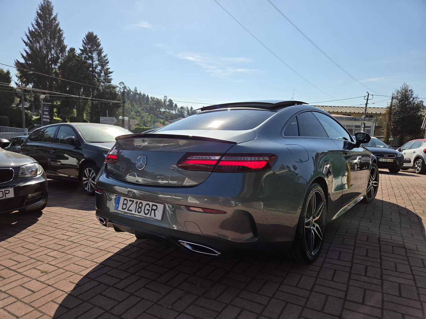 Mercedes-Benz E 220 d COUPÉ