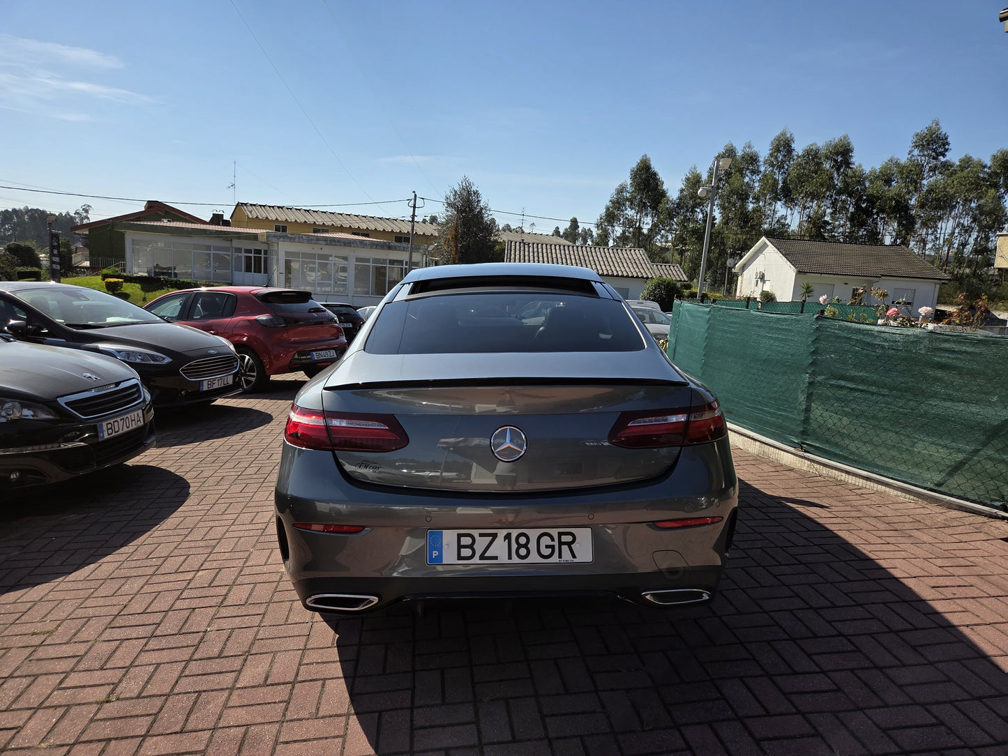 Mercedes-Benz E 220 d COUPÉ
