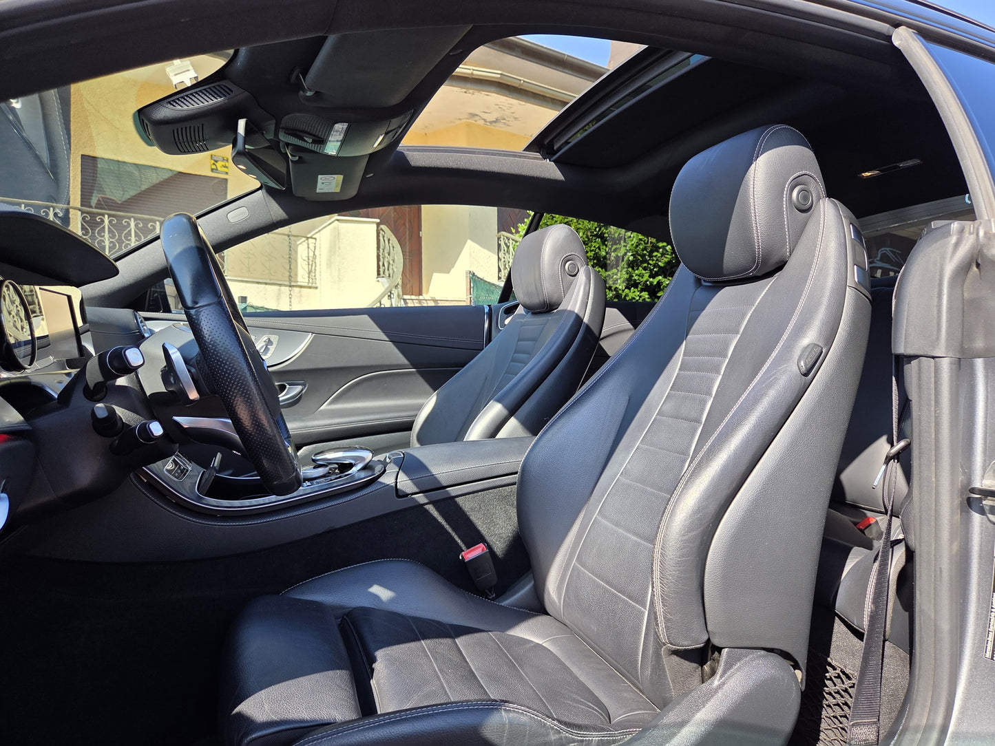 Mercedes-Benz E 220 d COUPÉ