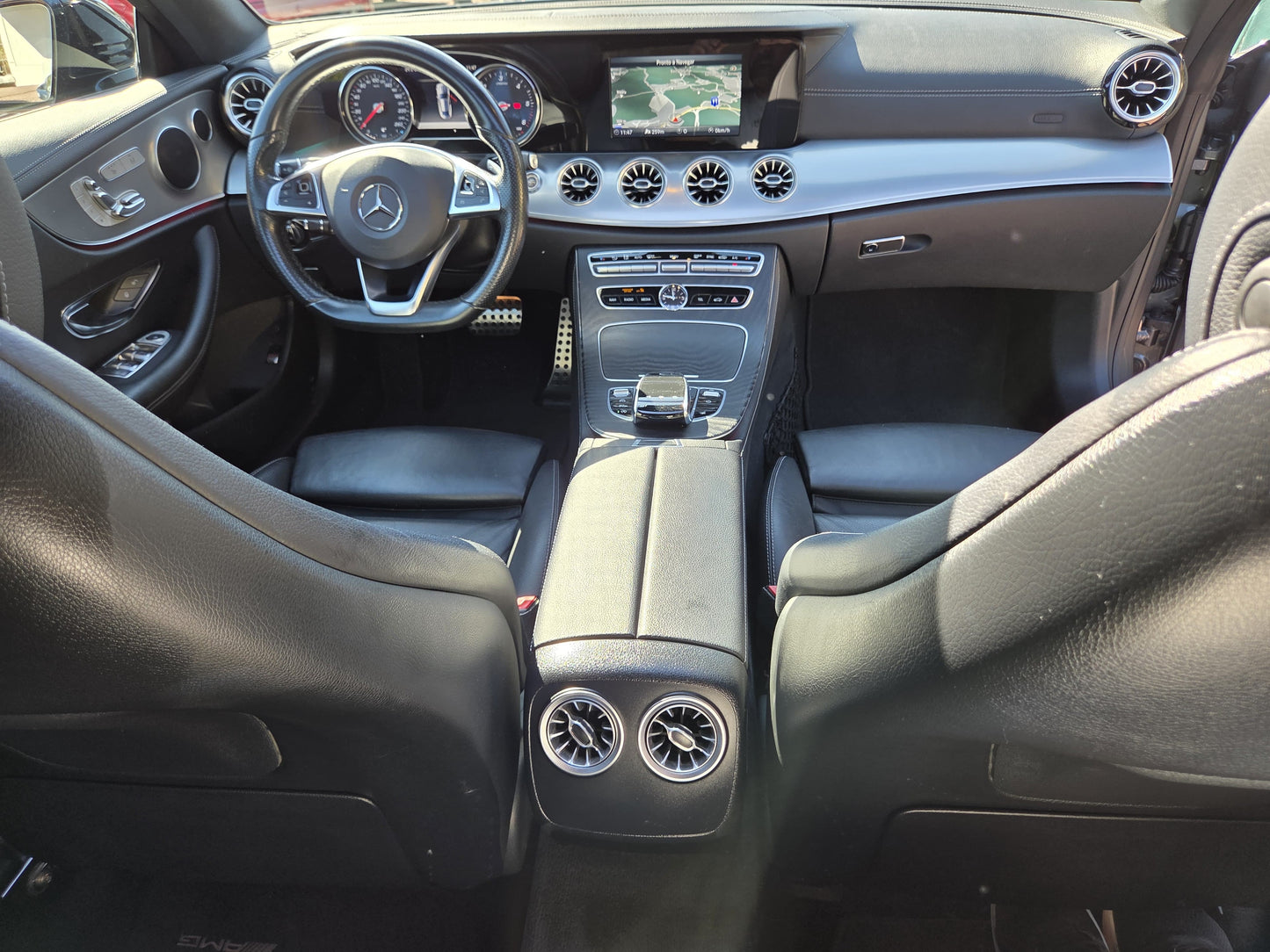 Mercedes-Benz E 220 d COUPÉ