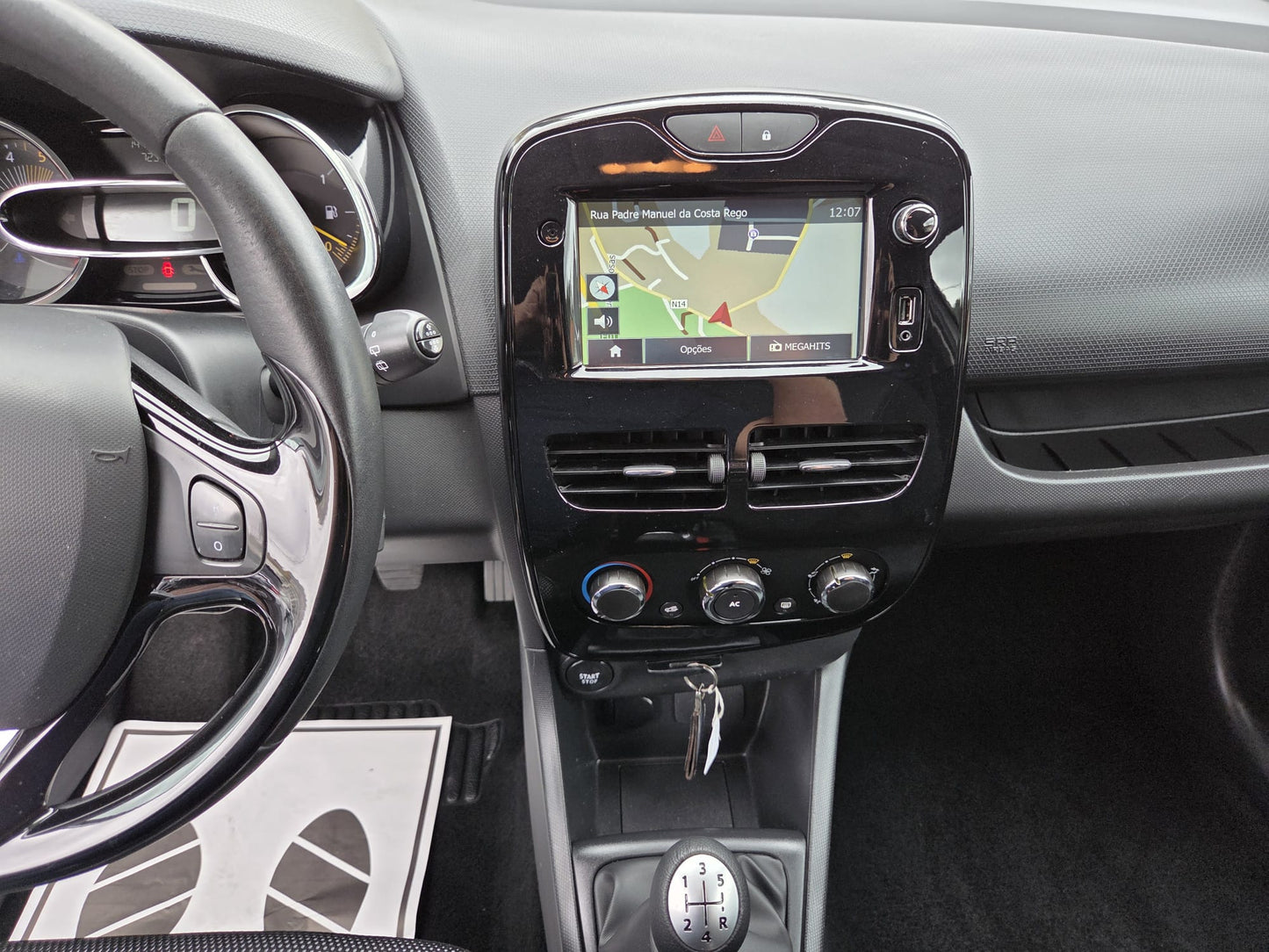 RENAULT CLIO SPORT TOURER 1.5 DCI