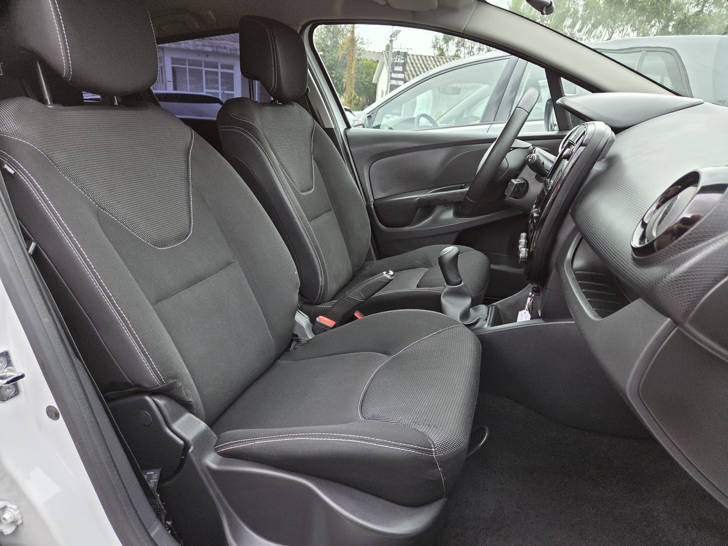 RENAULT CLIO SPORT TOURER 1.5 DCI