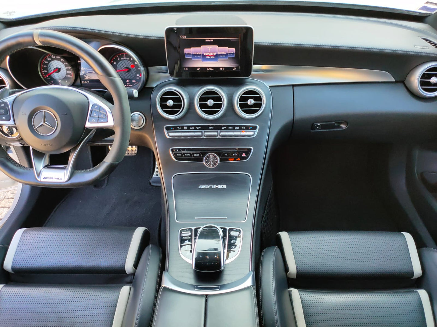 Mercedes-Benz C63s AMG