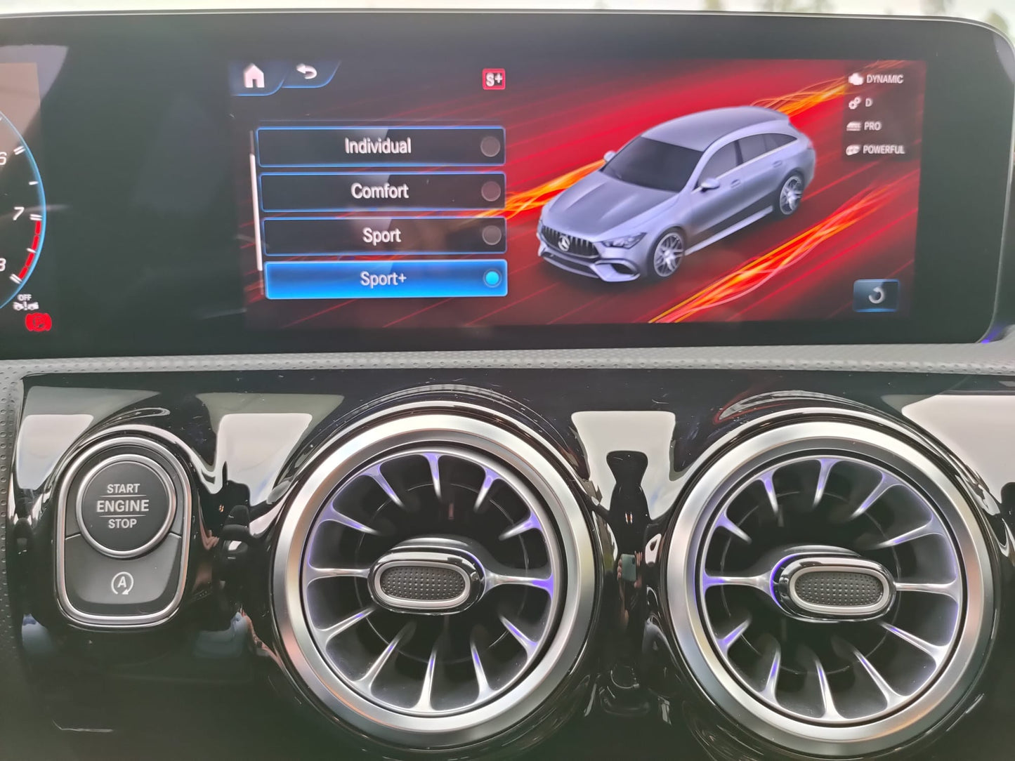 Mercedes-Benz CLA 45 S 4-MATIC AMG