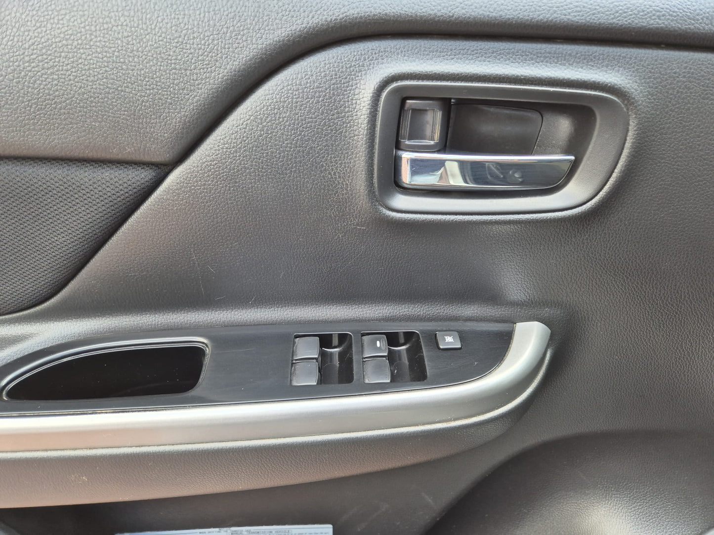 Mitsubishi L200 Strakar