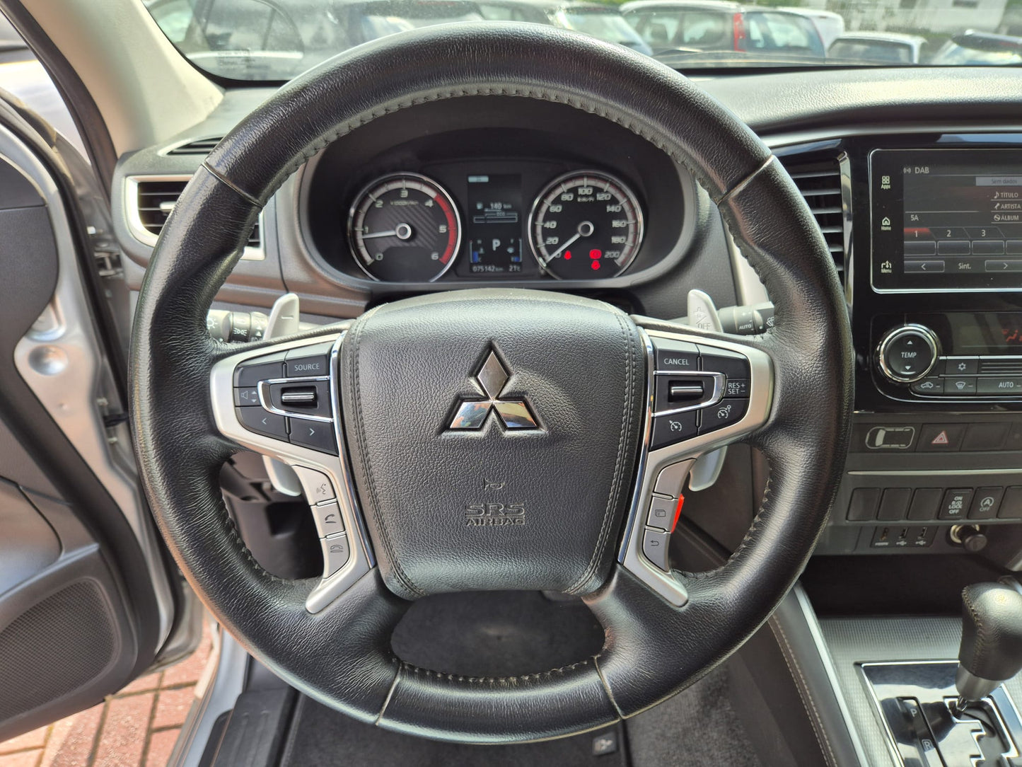 Mitsubishi L200 Strakar