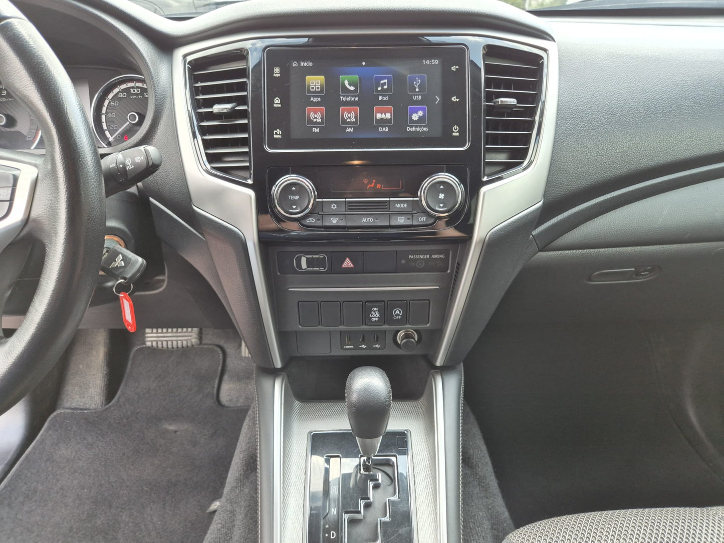 Mitsubishi L200 Strakar