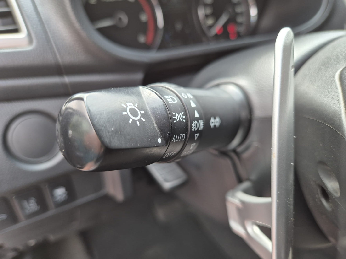 Mitsubishi L200 Strakar