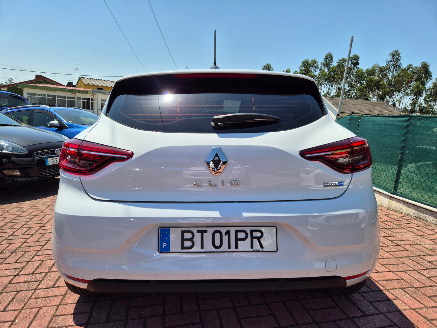 RENAULT CLIO E-TECH HYBRID