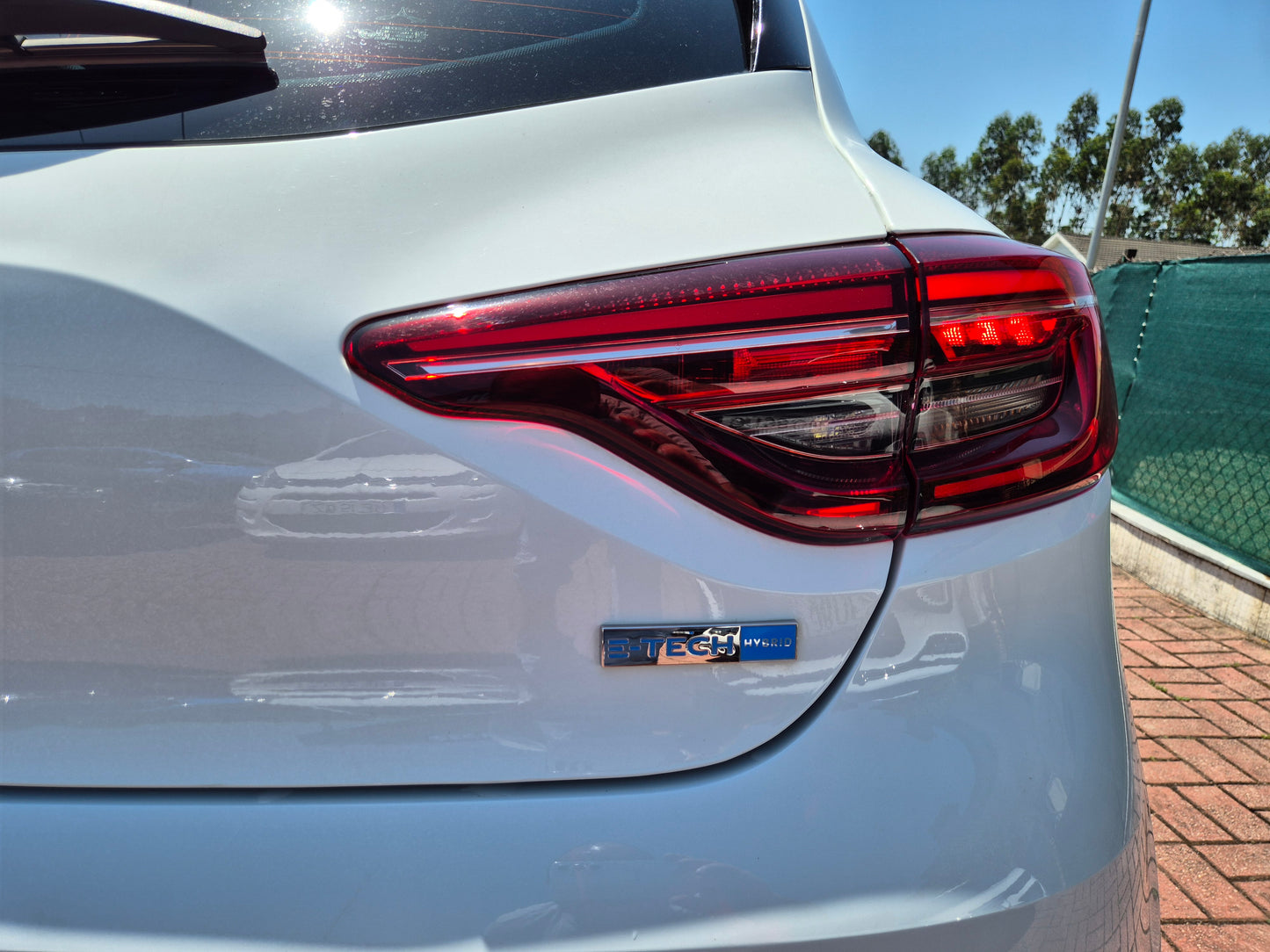 RENAULT CLIO E-TECH HYBRID