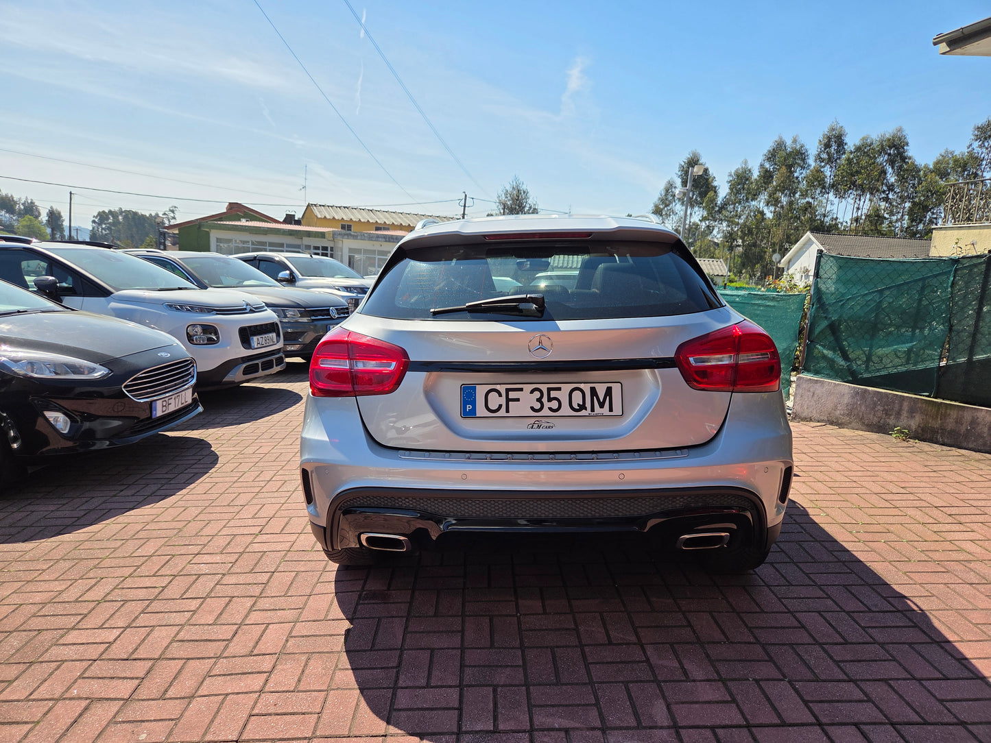 MERCEDES GLA 200d 7G-TRONIC AMG LINE