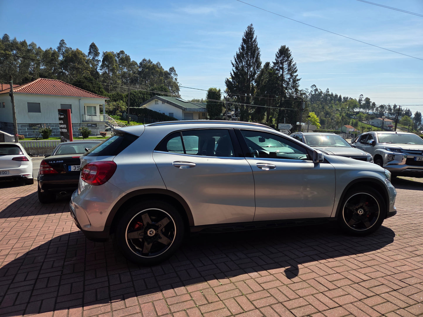MERCEDES GLA 200d 7G-TRONIC AMG LINE
