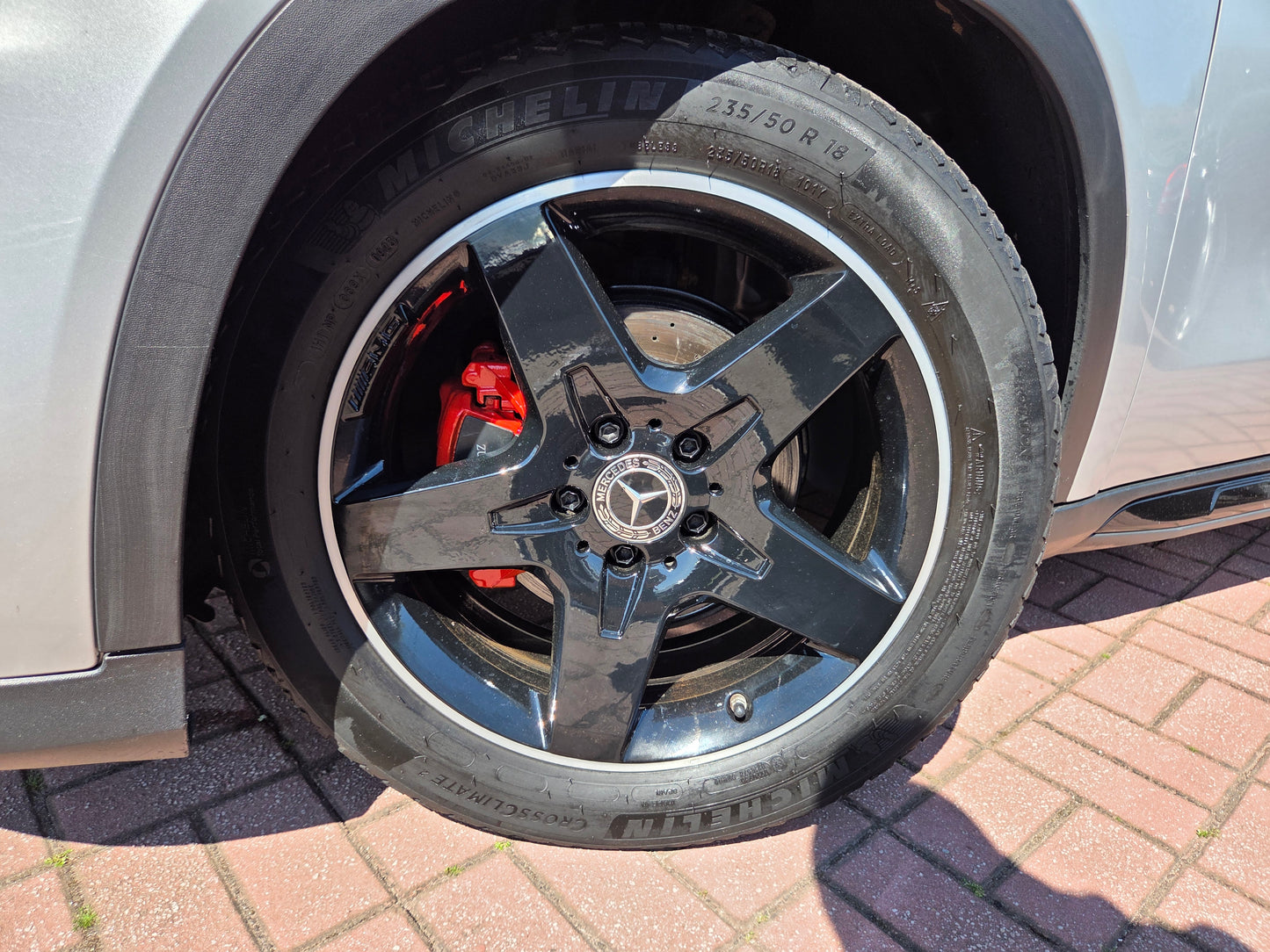 MERCEDES GLA 200d 7G-TRONIC AMG LINE