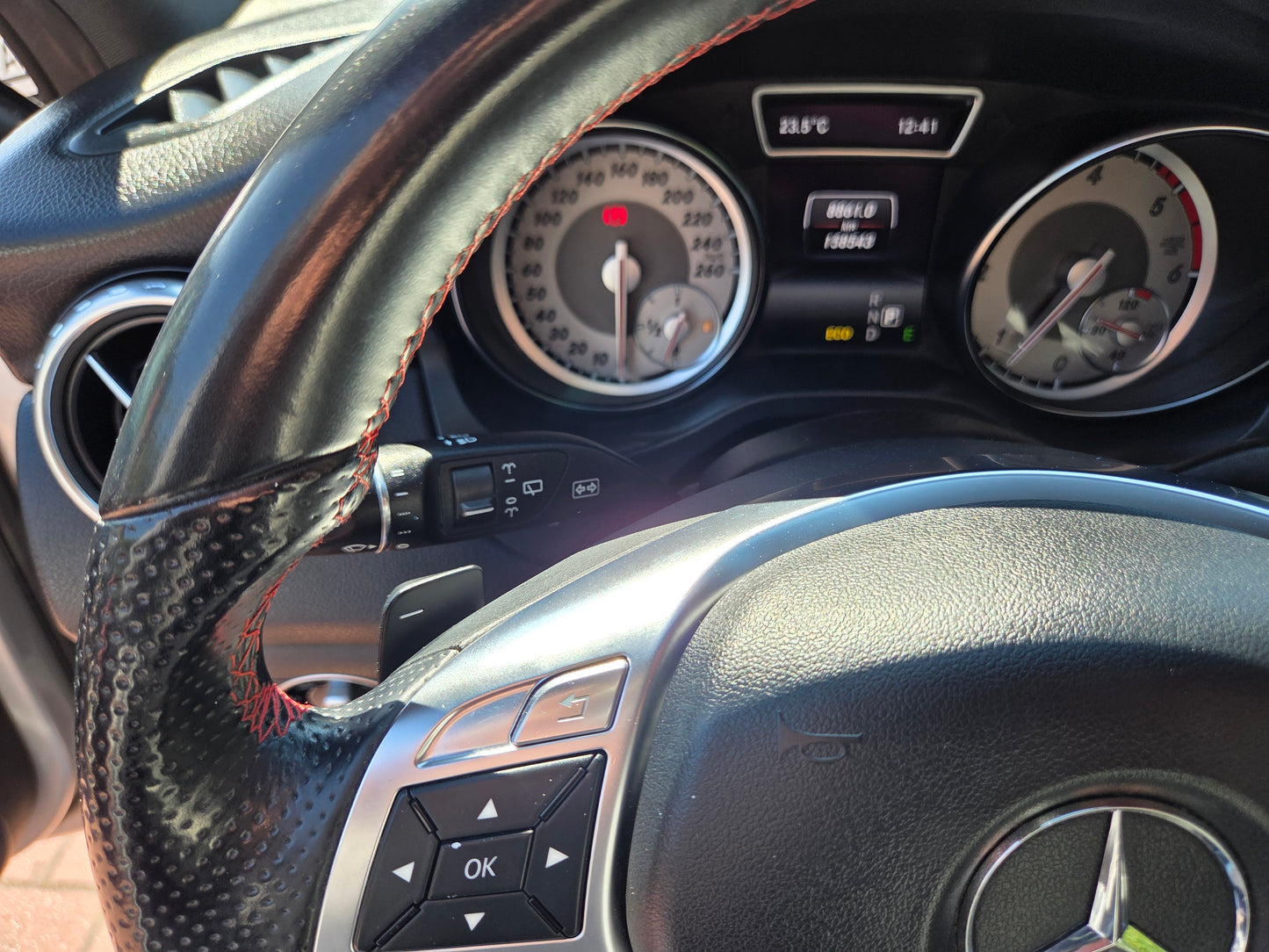 MERCEDES GLA 200d 7G-TRONIC AMG LINE