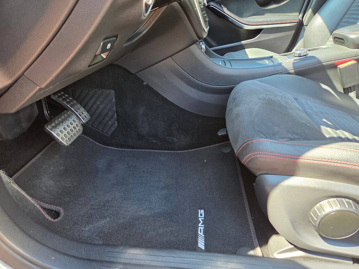 MERCEDES GLA 200d 7G-TRONIC AMG LINE