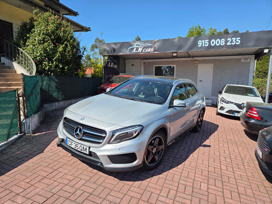 MERCEDES GLA 200d 7G-TRONIC AMG LINE