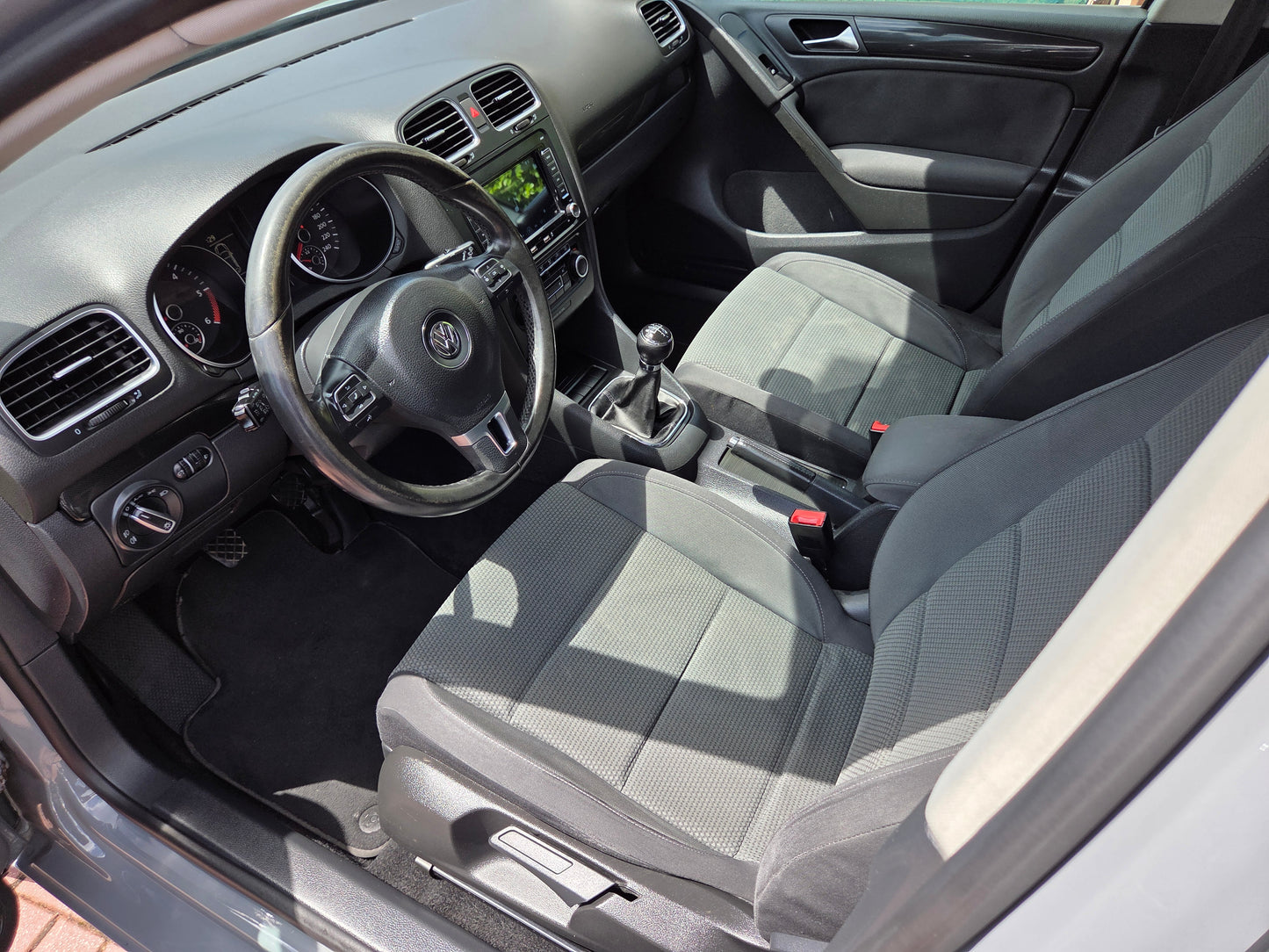 VOLKSWAGEN GOLF 6