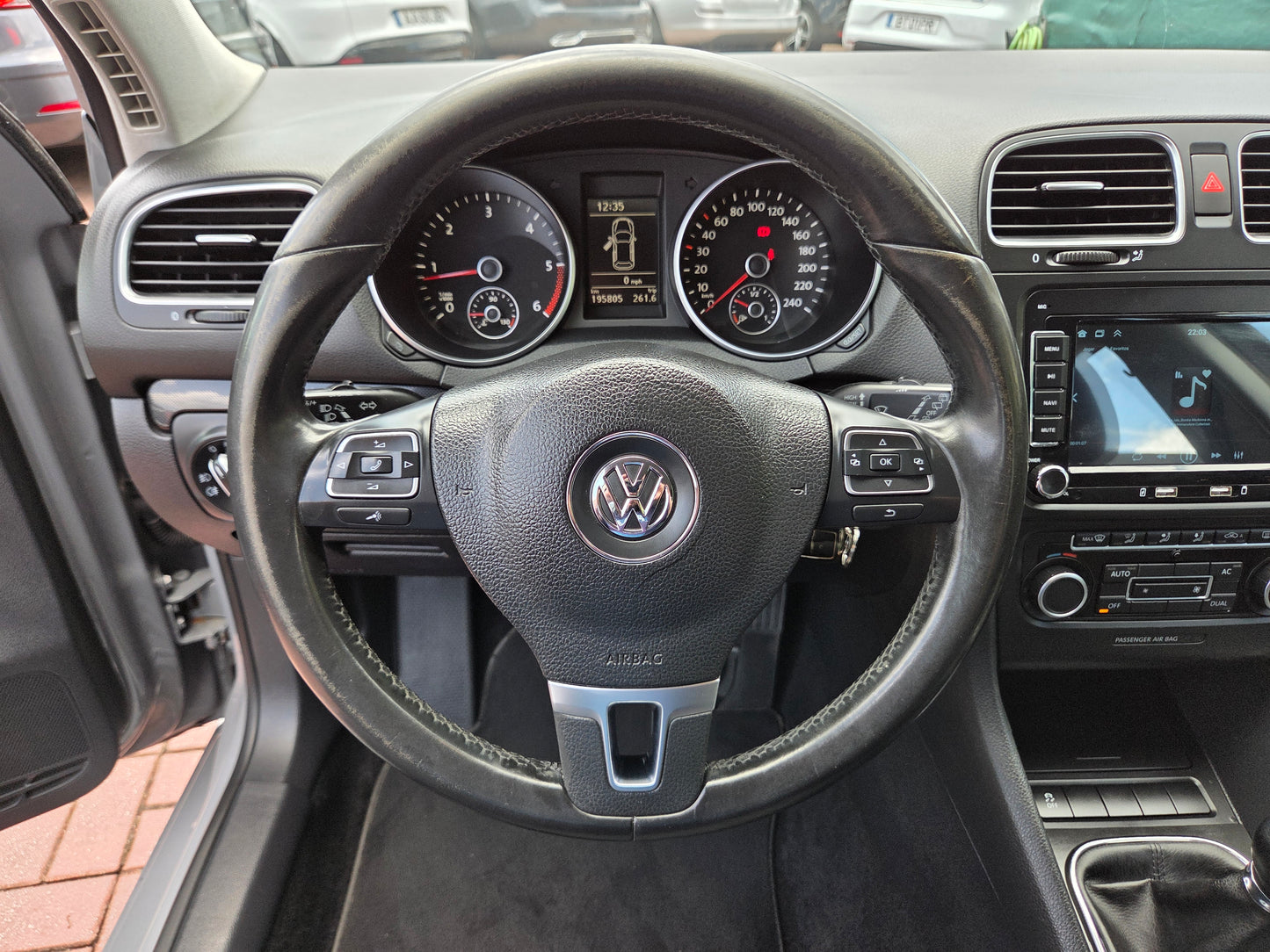 VOLKSWAGEN GOLF 6