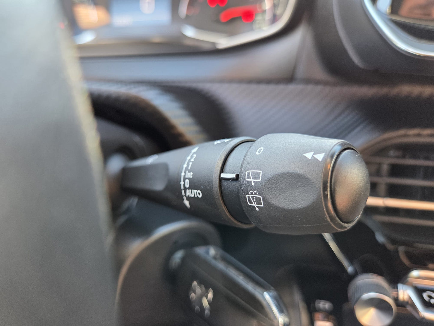 Peugeot 2008 ALLURE 2022