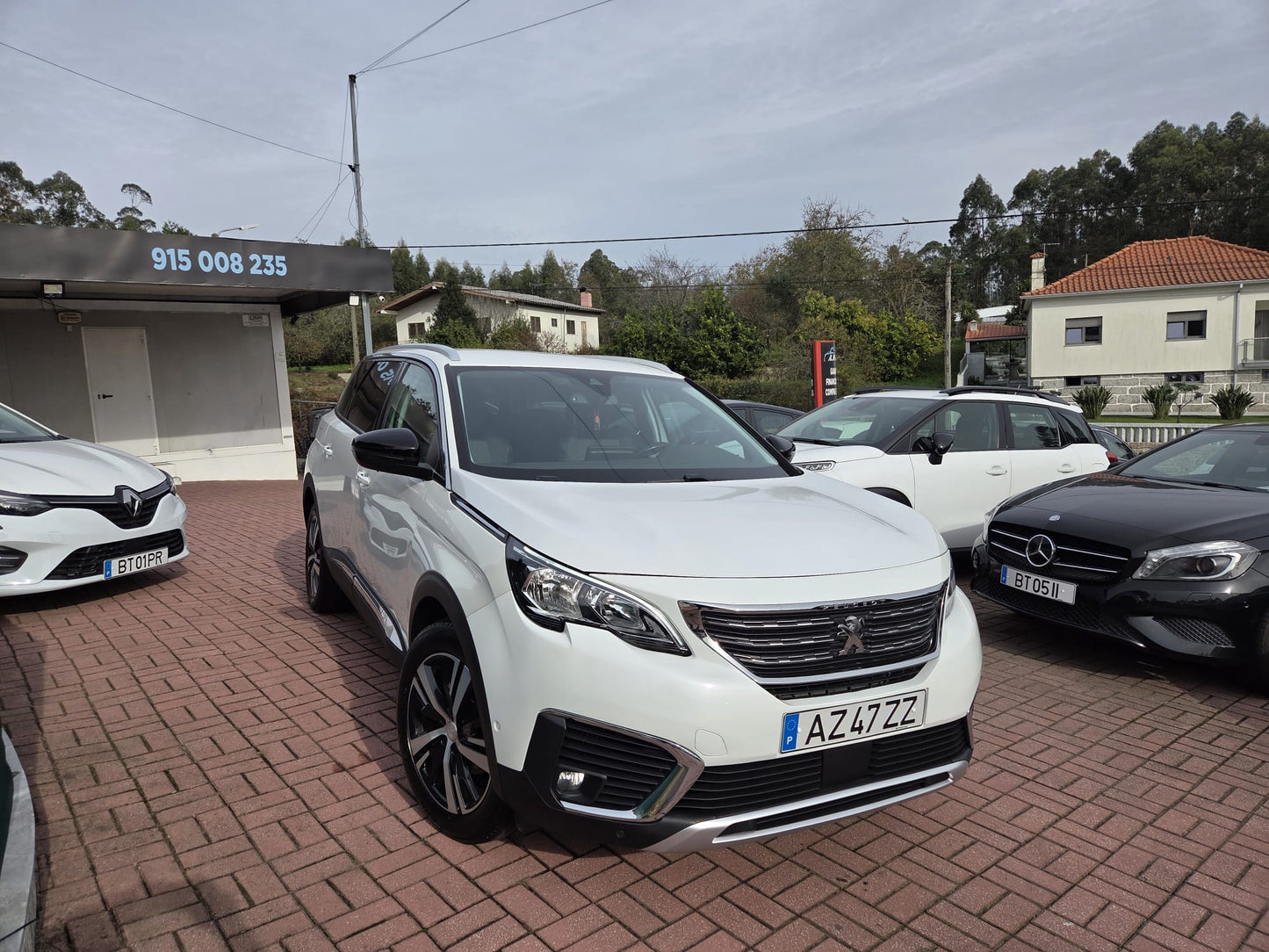 PEUGEOT 5008 ALLURE EAT8