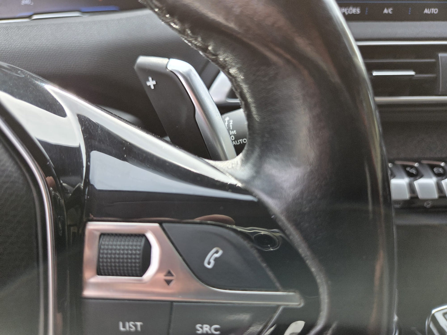 PEUGEOT 5008 ALLURE EAT8