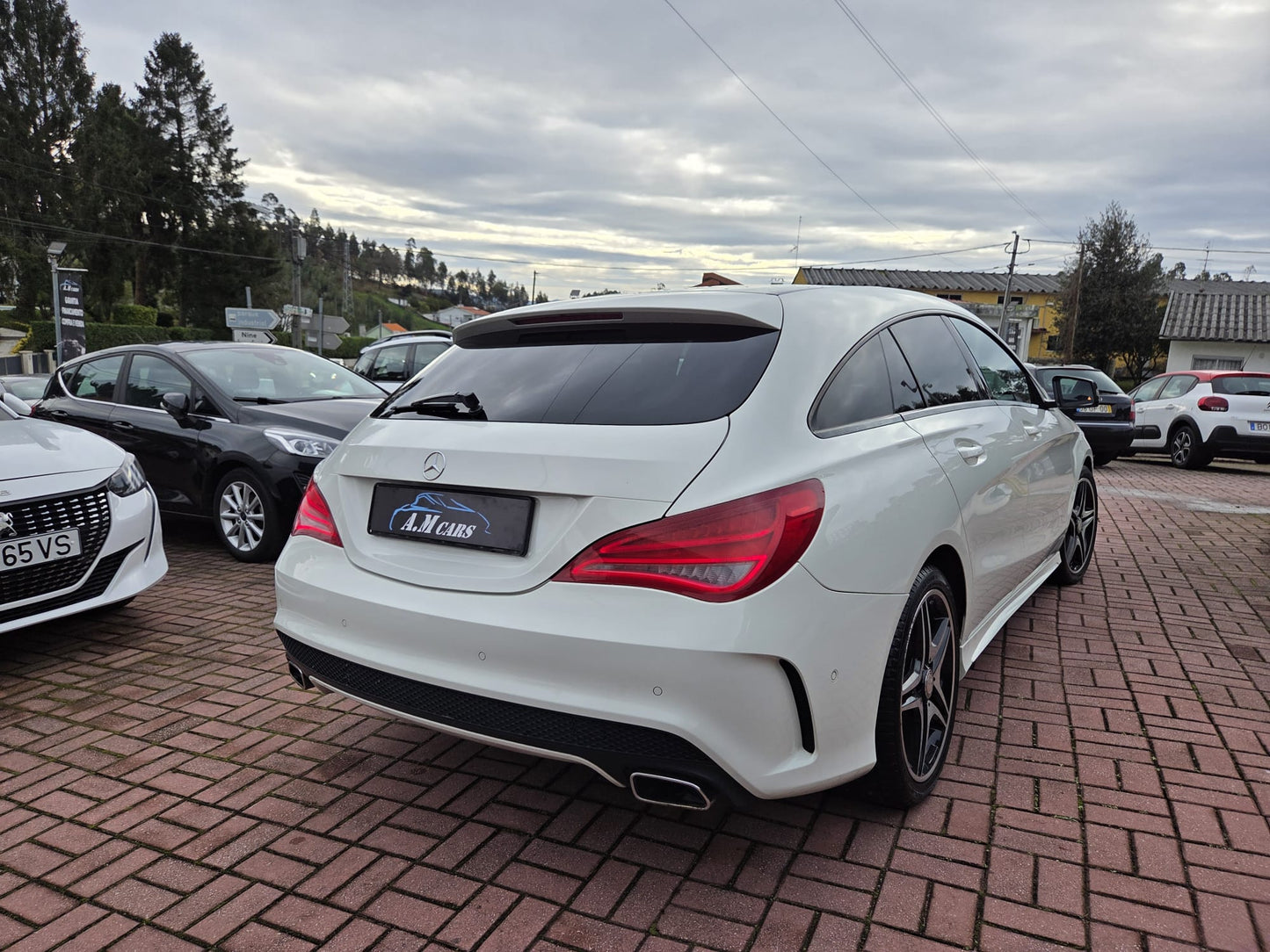 MERCEDES-BENZ CLA 220D SHOOTING BRAKE