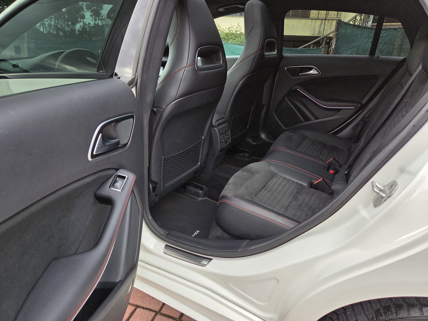 MERCEDES-BENZ CLA 220D SHOOTING BRAKE