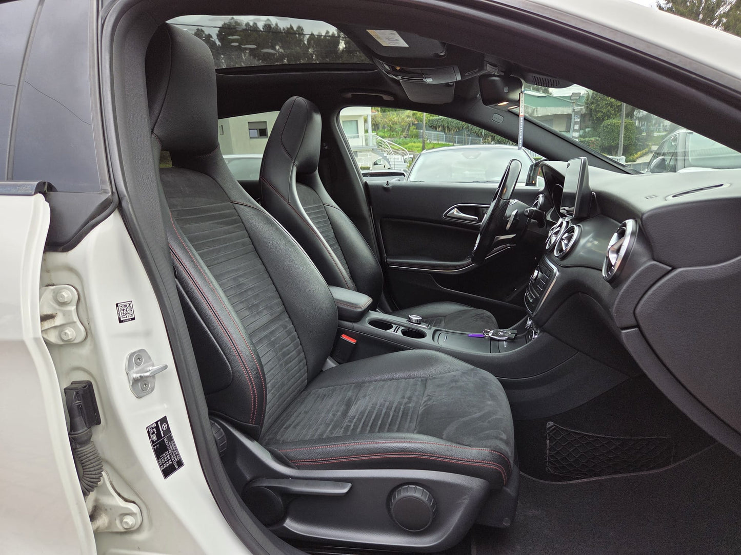 MERCEDES-BENZ CLA 220D SHOOTING BRAKE