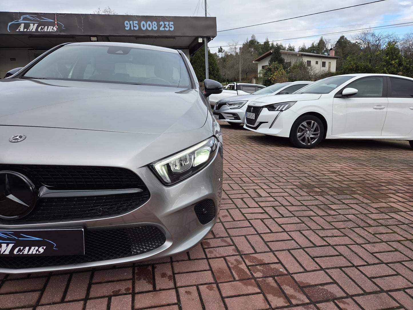 MERCEDES-BENZ A LIMOUSINE 7G-DCT 2020