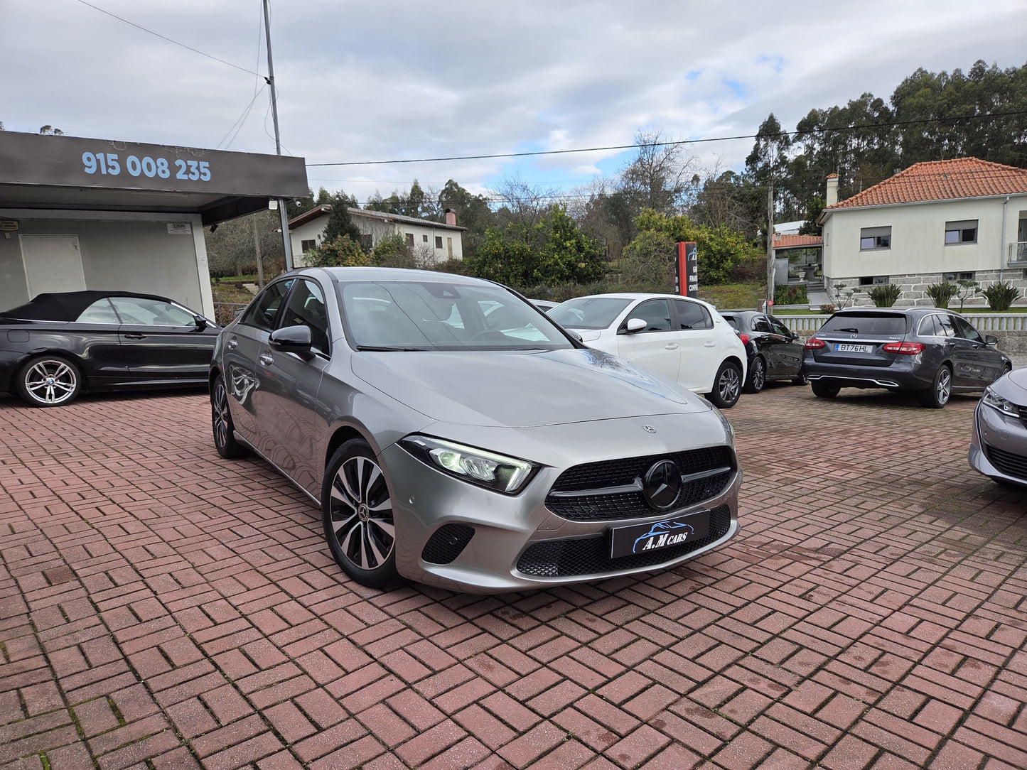 MERCEDES-BENZ A LIMOUSINE 7G-DCT 2020