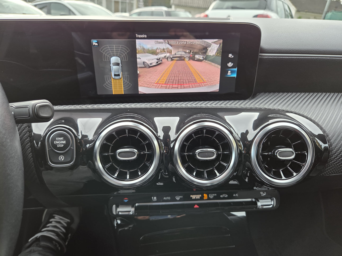 MERCEDES-BENZ A LIMOUSINE 7G-DCT 2020