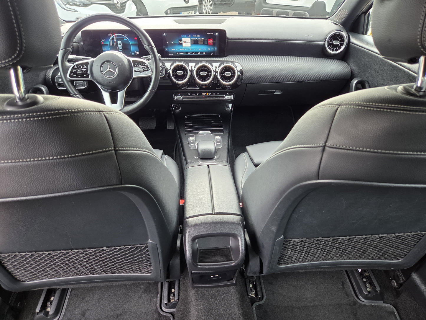 MERCEDES-BENZ A LIMOUSINE 7G-DCT 2020