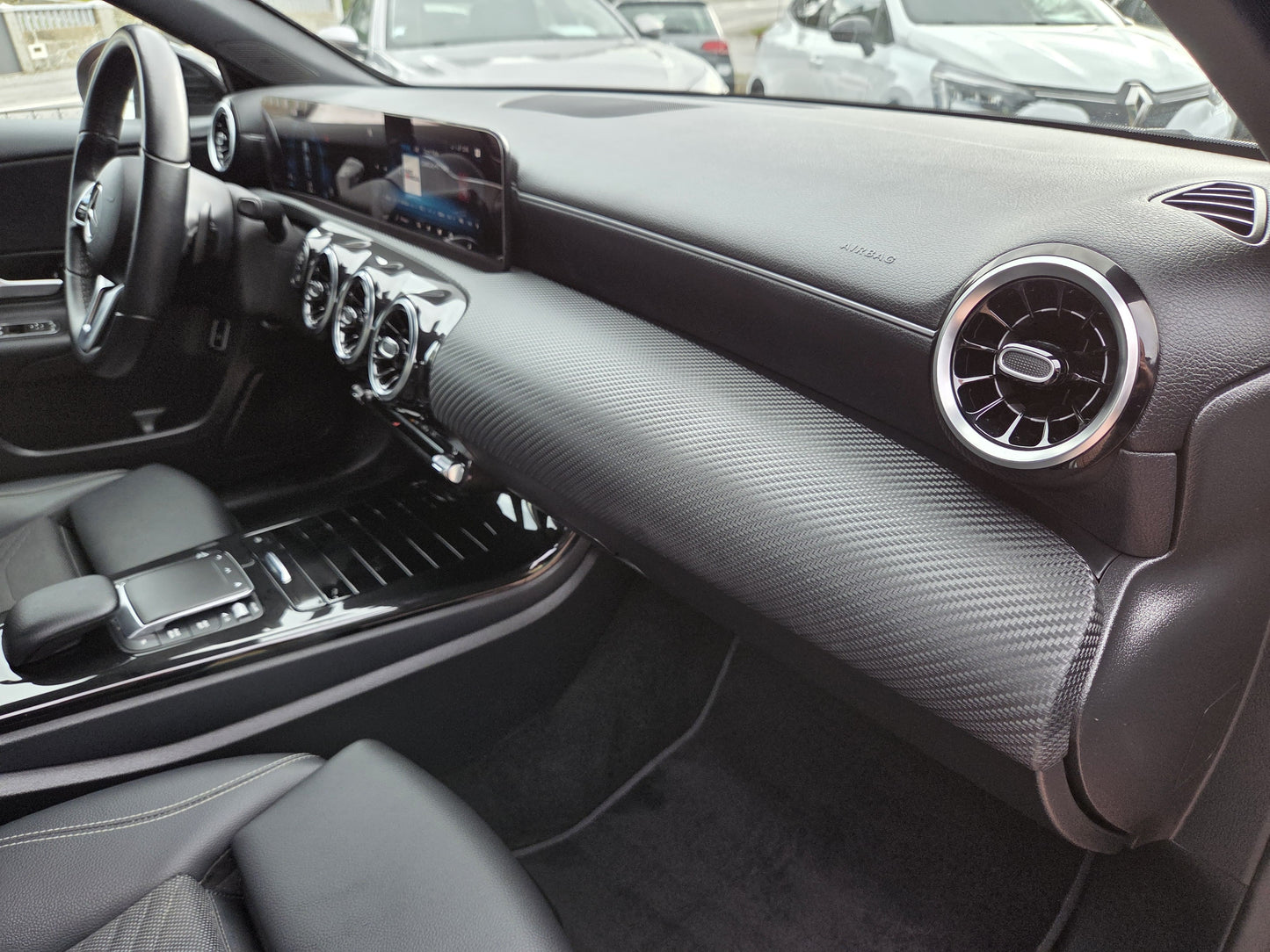 MERCEDES-BENZ A LIMOUSINE 7G-DCT 2020
