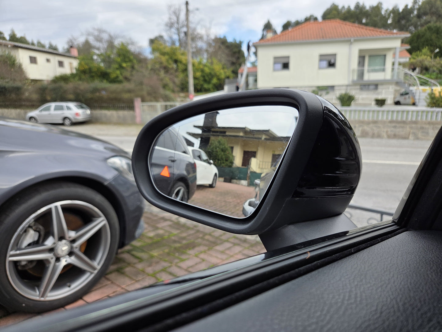 MERCEDES-BENZ A LIMOUSINE 7G-DCT 2020