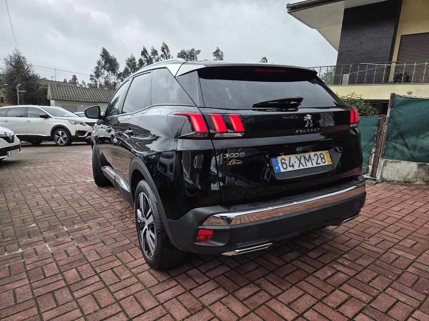 PEUGEOT 3008 ALLURE EAT8