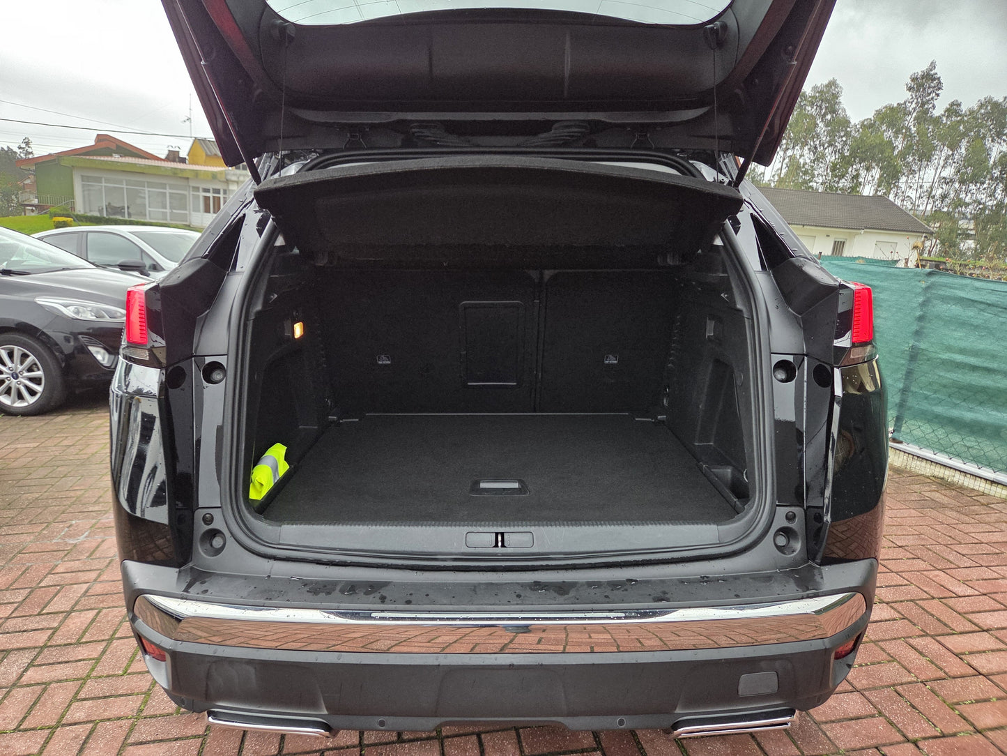 PEUGEOT 3008 ALLURE EAT8
