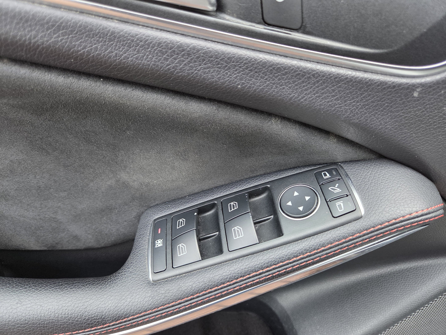 MERCEDES GLA 200d 7G-TRONIC AMG LINE