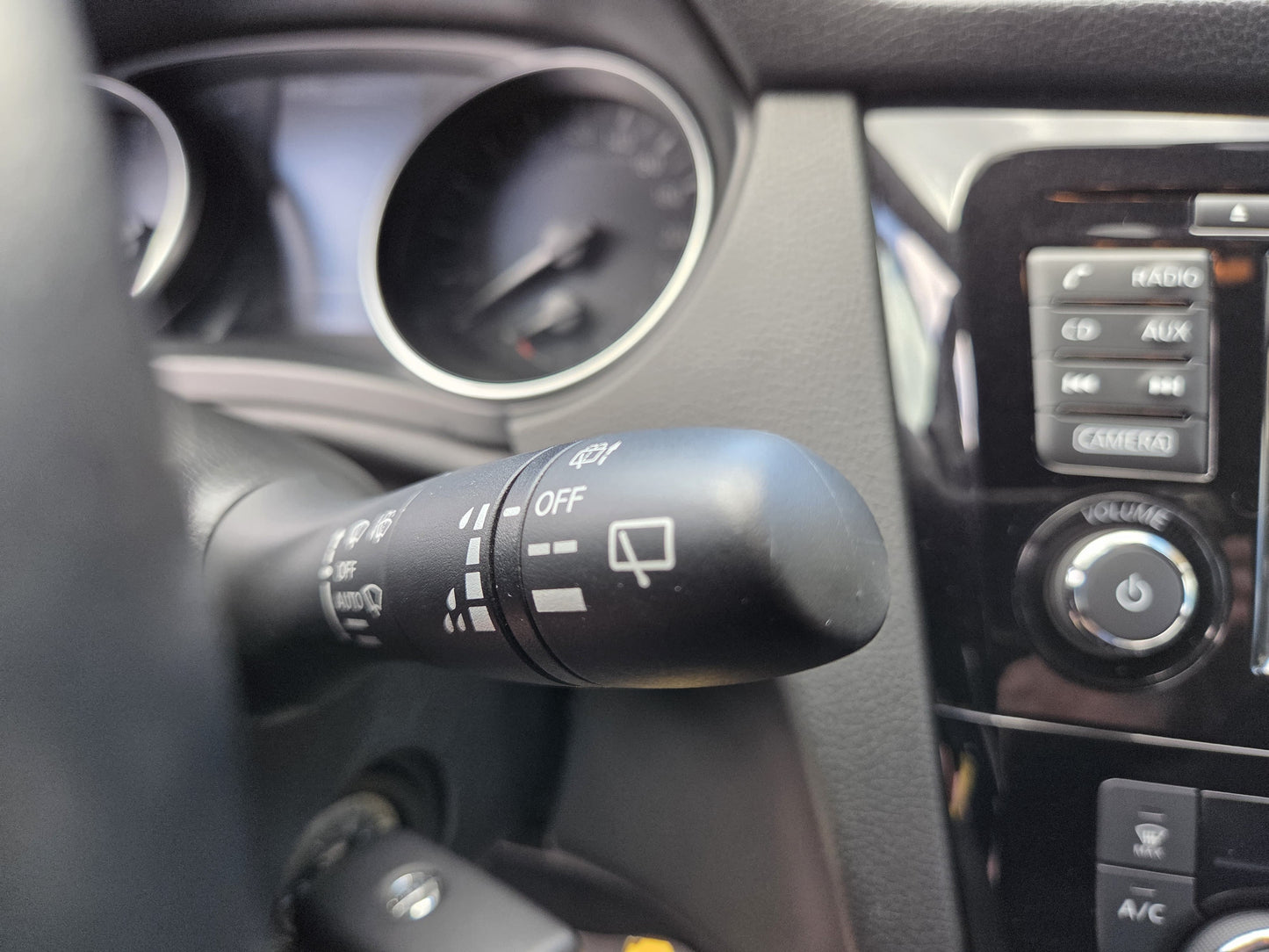 NISSAN QASHQAI 1.5 DCI