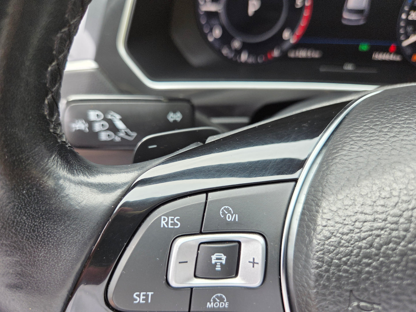 VOLKSWAGEN TIGUAN 2.0 TDI HIGHLINE DSG