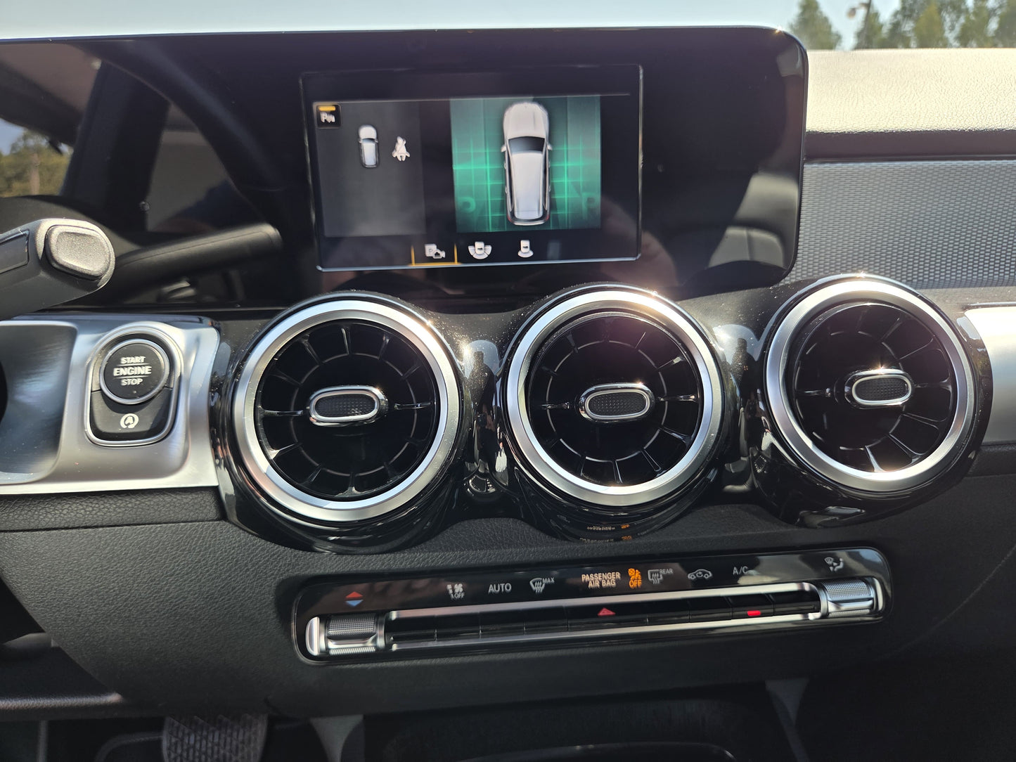 MERCEDES GLB 2023