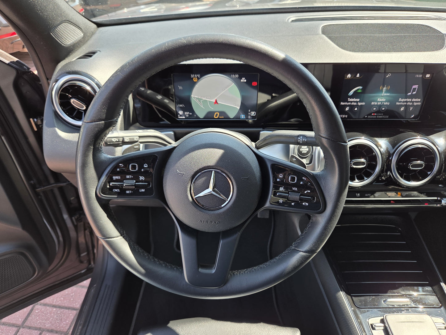 MERCEDES GLB 2023
