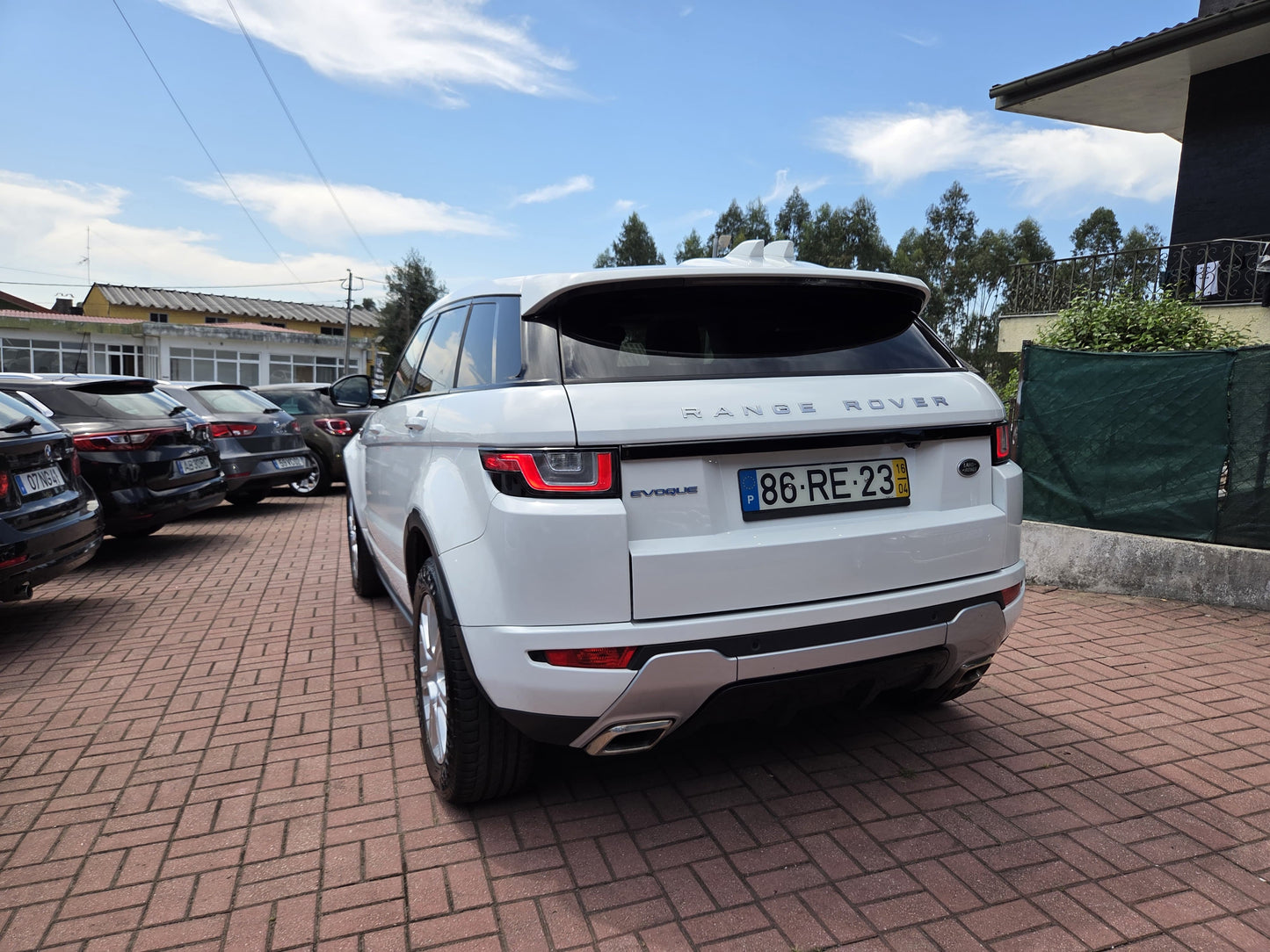 LAND ROVER RANGE ROVER EVOQUE