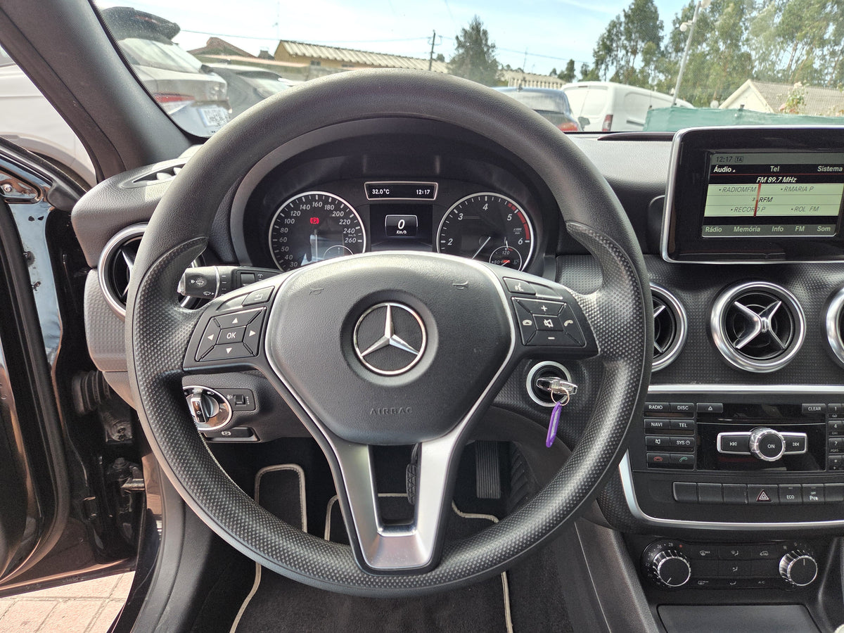 MERCEDES CLASSE A