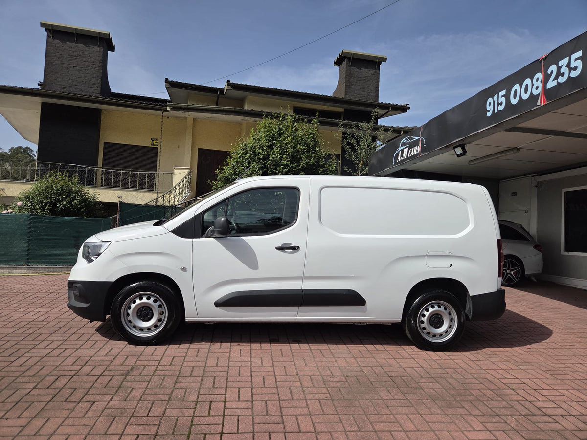 OPEL COMBO LONGA 2022
