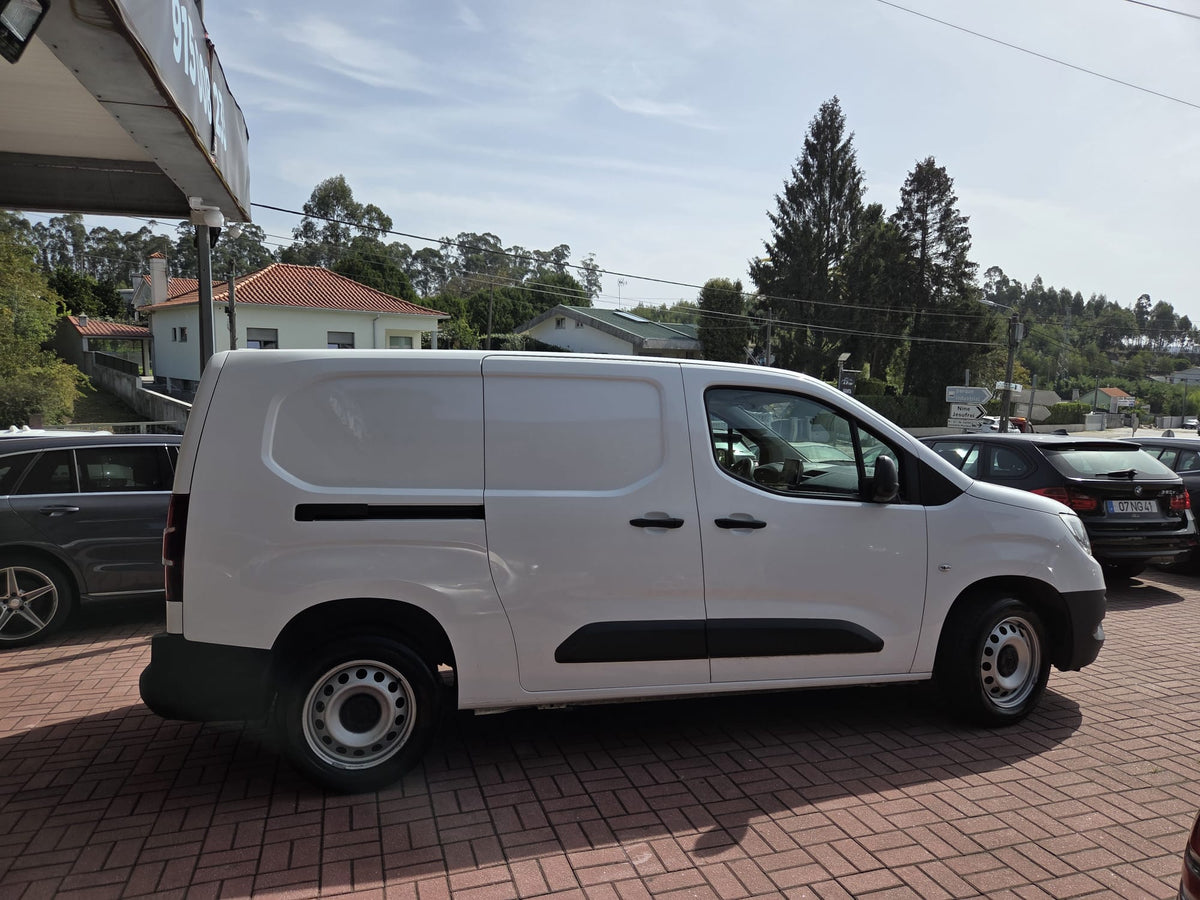 OPEL COMBO LONGA 2022