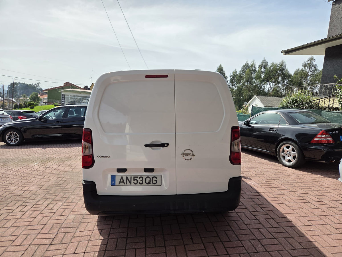 OPEL COMBO LONGA 2022