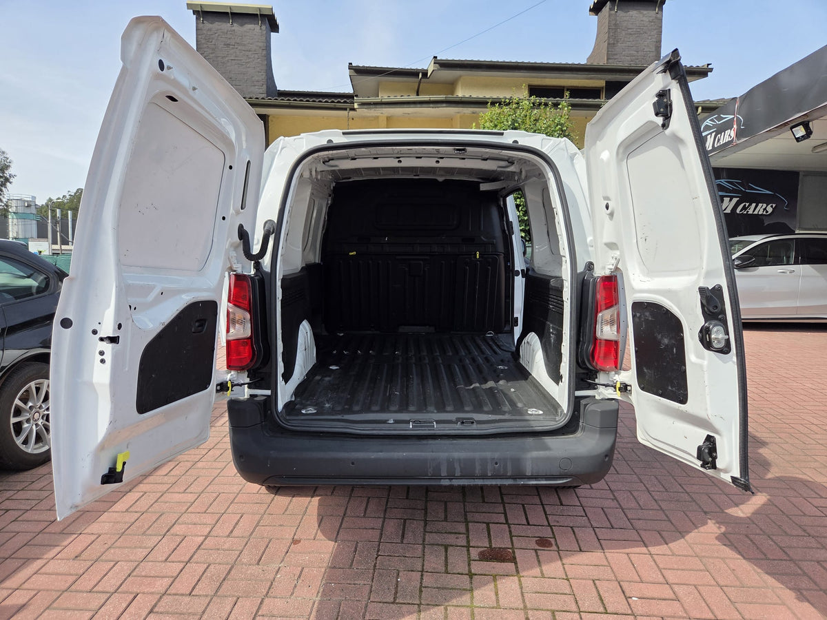 OPEL COMBO LONGA 2022