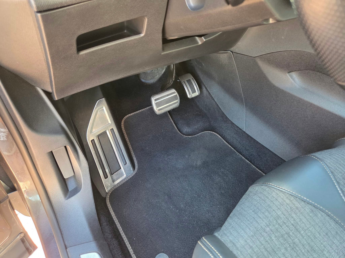 PEUGEOT 3008 GT LINE EAT8