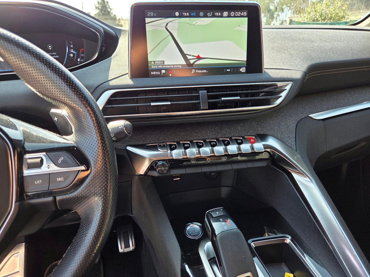 PEUGEOT 3008 GT LINE EAT8